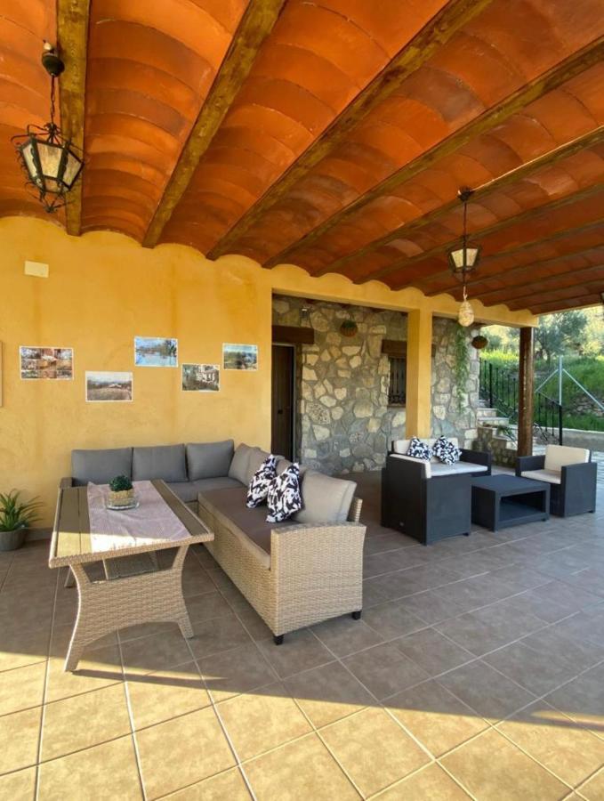 Finca Los Villegas 卡斯特里尔 外观 照片